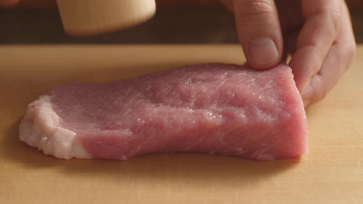 Food close-ups and eating ASMR